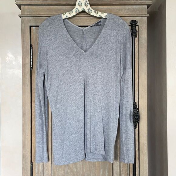 Vince Tops - Vince double V neck high low long sleeve shirt XS